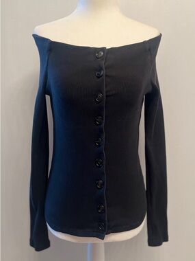 KIMHEKIM the "My Uniform" off-the-shoulder ribbed top a front button closure M